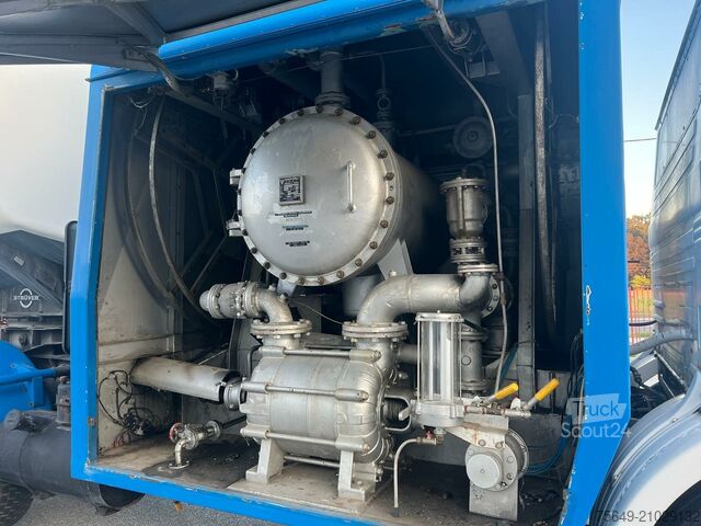 Tankwagen Mercedes-Benz 1923 4x2 Tankwagenzug für Kerosin 40.000l 1923 4x2 Tankwagenzug für Kerosin 40.000l