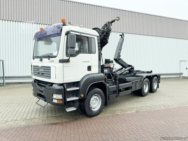 Camion benne à bras amovible MAN TGA 33.350 6X4 BB TGA 33.350 6X4 BB mit Kran Hiab 166 E-3 HiDuo, Funk