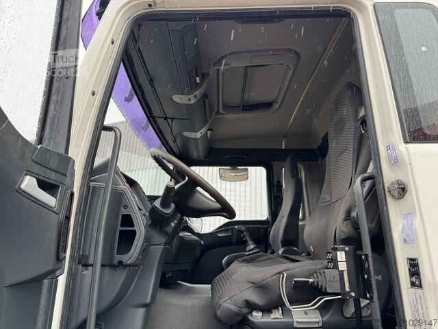 Camion benne à bras amovible MAN TGA 33.350 6X4 BB TGA 33.350 6X4 BB mit Kran Hiab 166 E-3 HiDuo, Funk