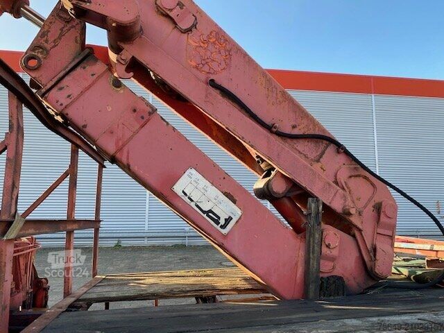 Grue montée sur camion Henschel HENSCHEL F 161 AK 4x4 HENSCHEL F 161 AK 4x4 mit Kran Atlas AK 5007