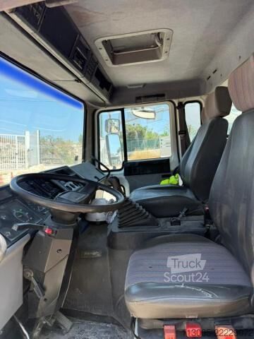Camion benne Volvo FL614