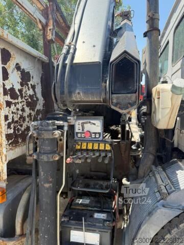 Camion benne Volvo FL614