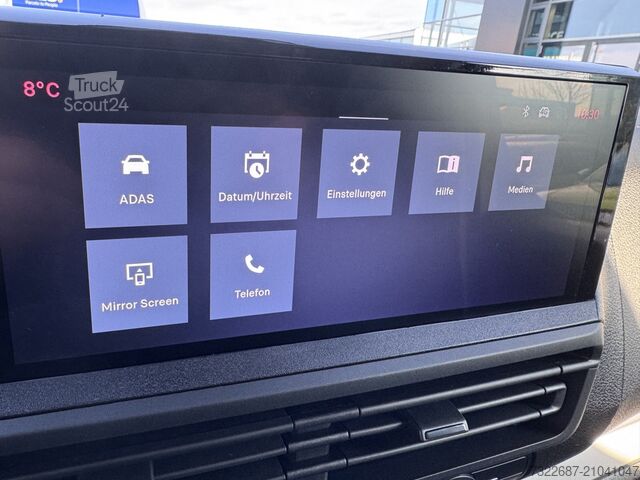 Furgon blaszak Fiat Scudo 120 PS AHK Klima Carplay Innenausbau