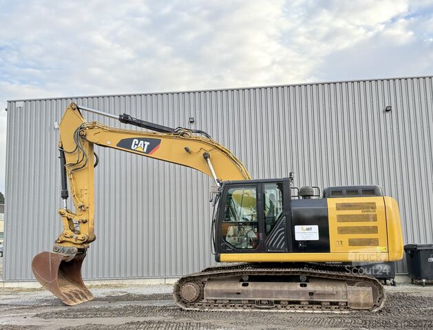 Pelle sur chenilles Caterpillar 324 ELN