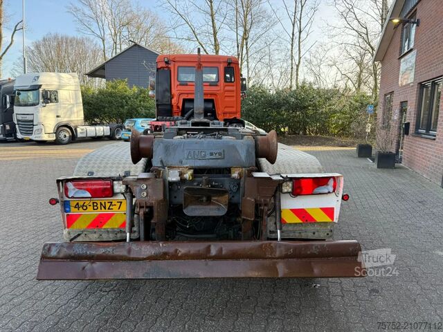 Hook arm system MAN TGA 26.360 6X2 Manual Haakarm-Hooklift