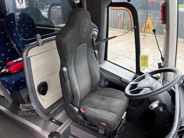 Intercity bus VDL Futura FMD 2-148/440 6x2*4 57 SEATS / AC / AUXI...
