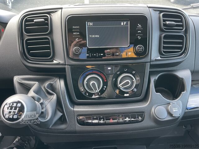 Kiepwagen bestelauto Fiat Ducato