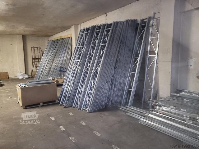 Alții  Räderregale für bis zu 20 Räder pro Einheit