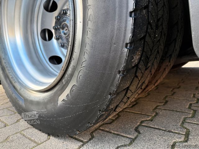 Autocisterna a vuoto MAN TGM 15.290 Kanalreiniger HD Pumpe Müller Aufbau