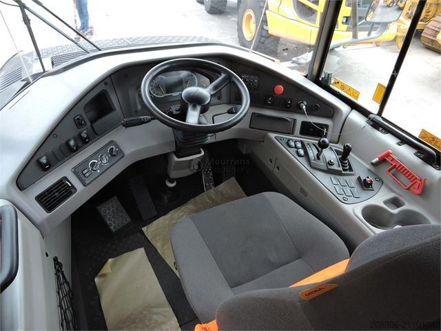  VOLVO A30G