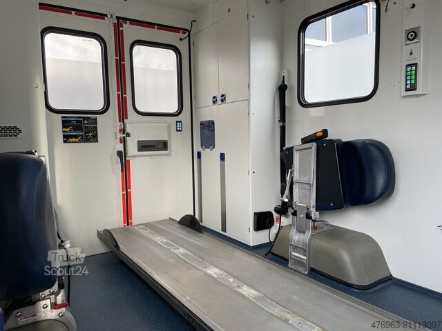 Ugunsdzēsēju automašīna mercedes-benz Sprinter 416 CDI SO fer MB/AT-Motor=57TKM