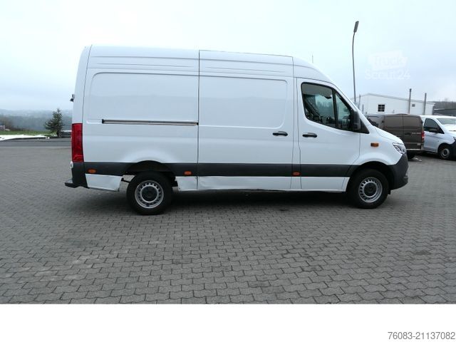 Kastenwagen hoch MERCEDES-BENZ Sprinter 317 CDI L2H2 Klima Navi 9G-Tronik MOPF