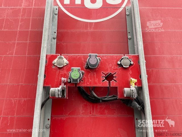 Open semitrailer with tarp  Curtainsider Standard Staplerhalterung