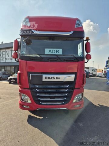Nevarne snovi DAF XF 450 FT SUPER SPACE CAB ADR