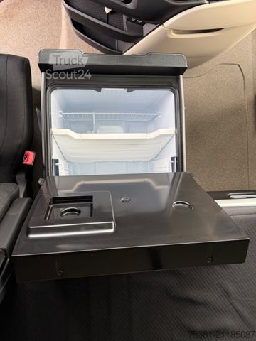 Trattore stradale standard IVECO S Way 500 Retarder Doppel Tank Standklima E6