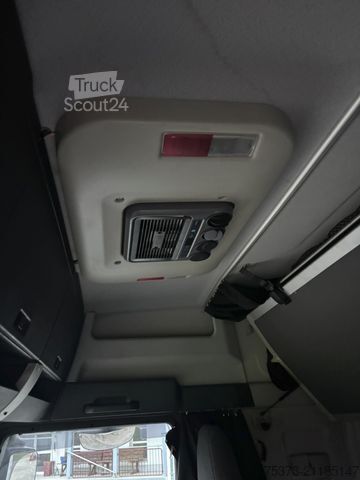 Volumen SZM MAN TGX 18.440 Low-Liner/Retarder/Standklima