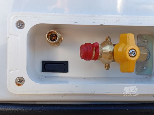 Campervan FIAT 2,3 L,130 PS,neuer Schreinerausbau,