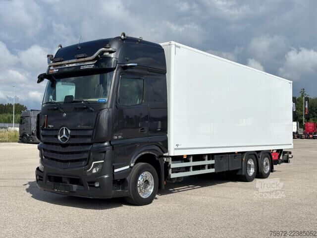 Dobozos teherautó  Actros 2553LL LENK/LIFT