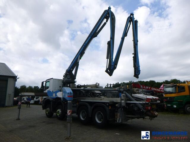 Bomba de hormigón Mercedes Arocs 8x4 Liebherr 35 XXT concrete pump 35 m