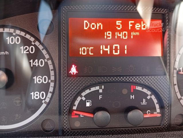 Camper van GLOBECAR Pössl,1.Hd,4/2013,2,5toKuppl,3 Bett