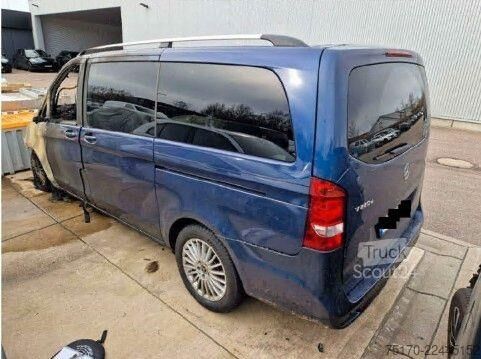Kombi s vysokou střechou Mercedes-Benz V 220 d BRANDSCHADEN !
