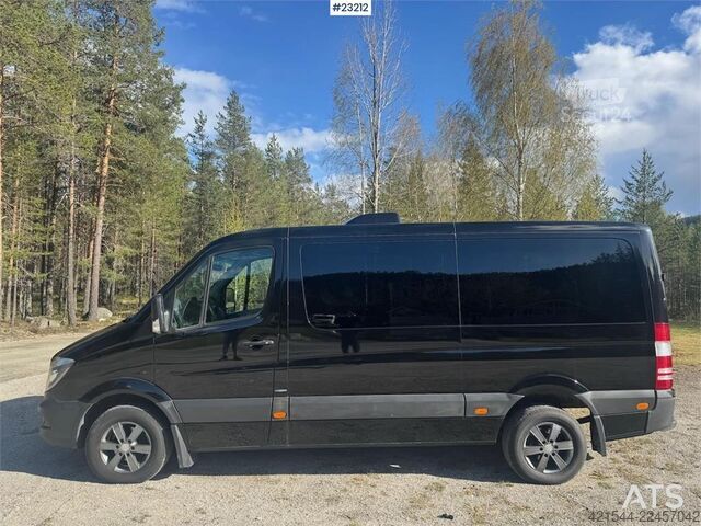 минибус Mercedes-Benz Sprinter Minibus – 11 seats – Two sets of tires