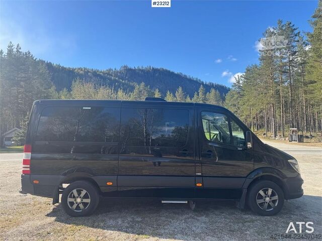 минибус Mercedes-Benz Sprinter Minibus – 11 seats – Two sets of tires