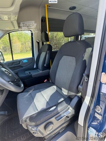 Mikroautobusas VW Crafter Minibus – 10 seats – 4x4 -Wheelchair lift