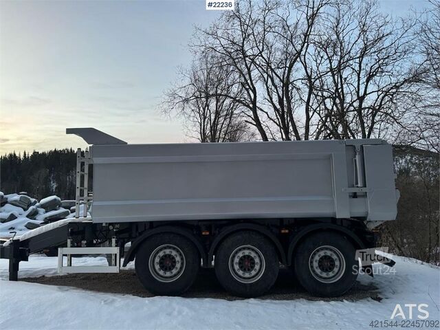 Ovox trijų ašių priekaba  Ovox triple-axle trailer