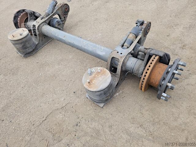 Achse SAF trailer axle disc brakes.