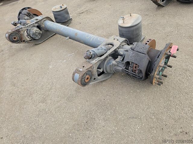 Achse SAF trailer axle disc brakes.
