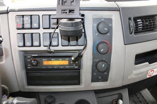 LKW mit Pritsche & Plane VOLVO FL 210 4x2 BL - Nr.: 787