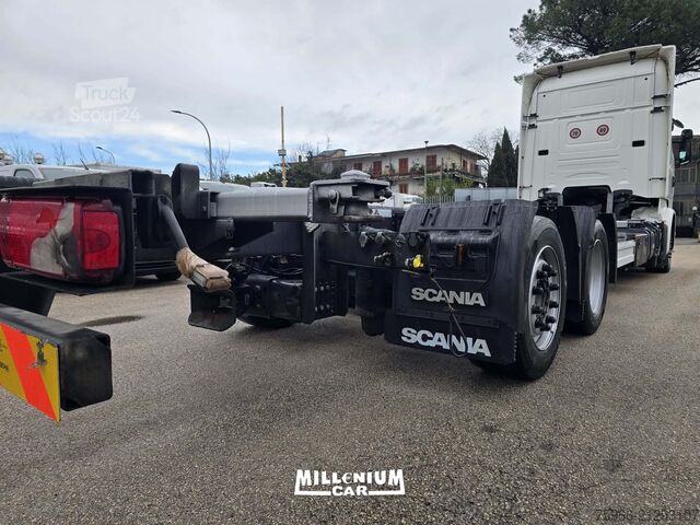 Chasis de camión SCANIA SCANIA R450 INTERCAMB 2017 M9,60