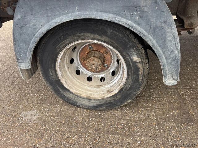 Volquete Nissan Cabstar **35.13-EURO4-LOW MILEAGE**