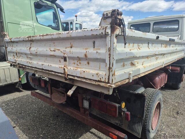 Volquete trilateral Mercedes-Benz 814 K