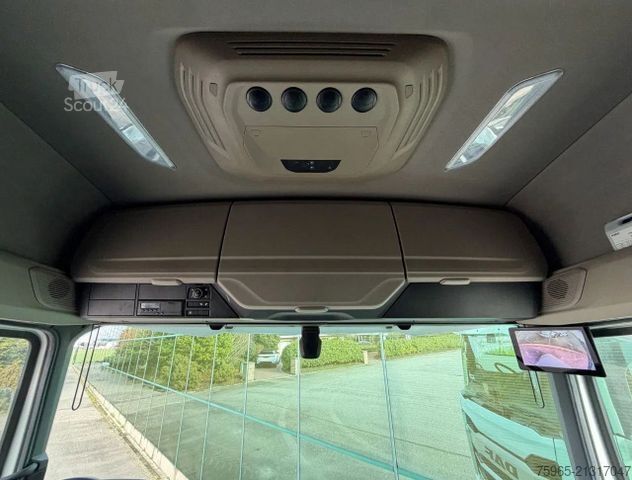 Standard tractor unit DAF XF 480 FT NGD ONLY 377.000 KM PARK AIRCO 2X TANK