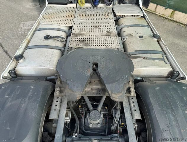 Standard tractor unit DAF XF 480 FT NGD ONLY 377.000 KM PARK AIRCO 2X TANK