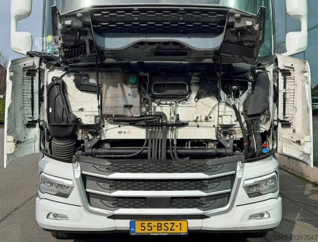 Standard tractor unit DAF XF 480 FT NGD ONLY 377.000 KM PARK AIRCO 2X TANK