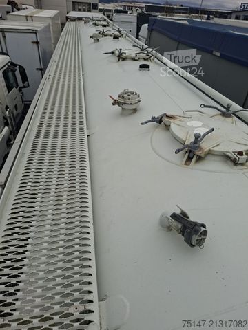 Silo puspriekabė SPITZER 3-Achs Auflieger Kipp-Silo SK 2760 CAL 60.000Ltr