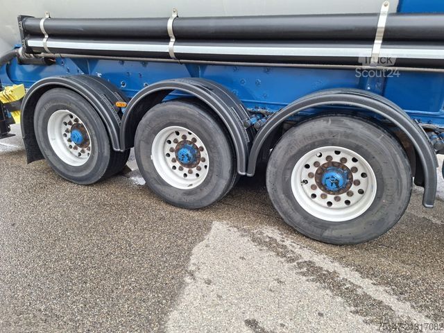 Silo puspriekabė SPITZER 3-Achs Auflieger Kipp-Silo SK 2760 CAL 60.000Ltr