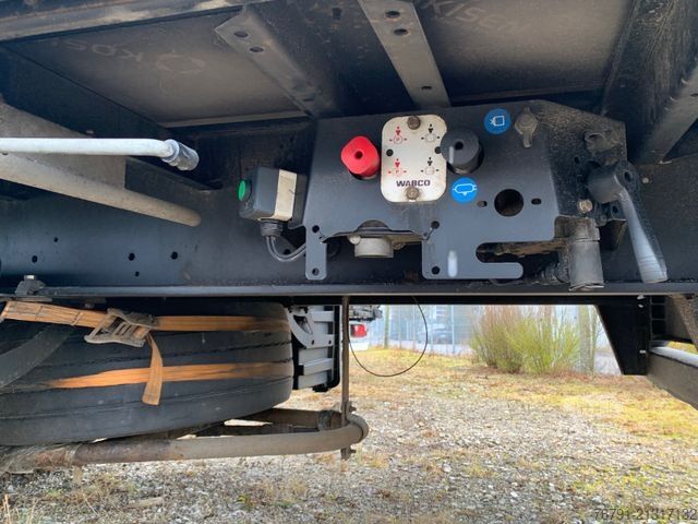 Semiremorcă deschisă cu prelată KÖGEL SN 24 Mega_ Hubdach_ Liftachse_ SAF