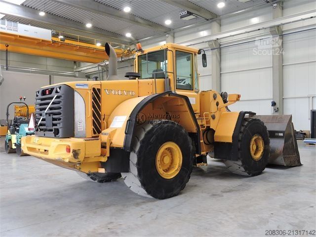 Încărcător pe roți VOLVO L150E