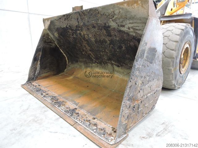 Încărcător pe roți VOLVO L150E