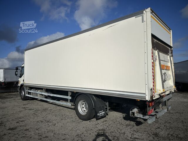 Camión caja DAF LF 310 EURO 6 19T FURGON