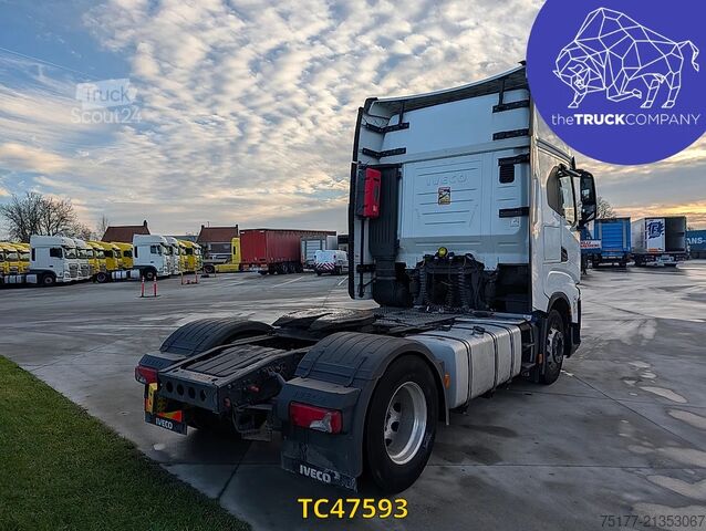 Standaard-SZM Iveco S-Way 480