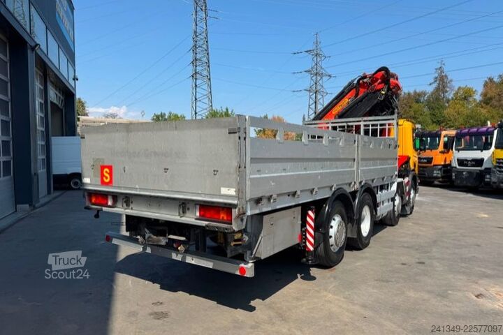 Autokran SCANIA P124 8x2 Palfinger 66000