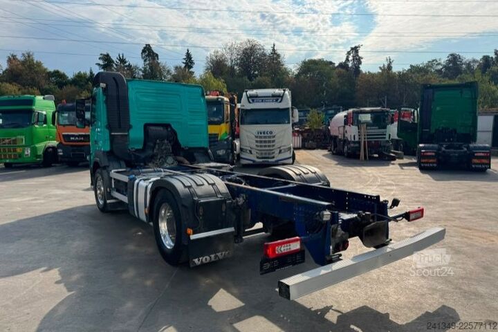 LKW-Fahrgestell VOLVO FM-420 4x2