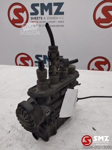 Luftsystem Volvo Occ hoogte regel ventiel Volvo FH 21083657