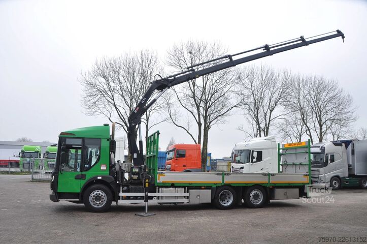 Autokrāna kravas automašīna Renault D 320 6X2 HIAB 111 + REMOTE / RETARDER 161.692km