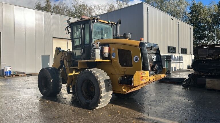 Lader Caterpillar 930M